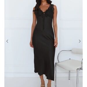 NWT Hello Molly GORGEOUS VISION SATIN LACE MAXI DRESS Black Medium